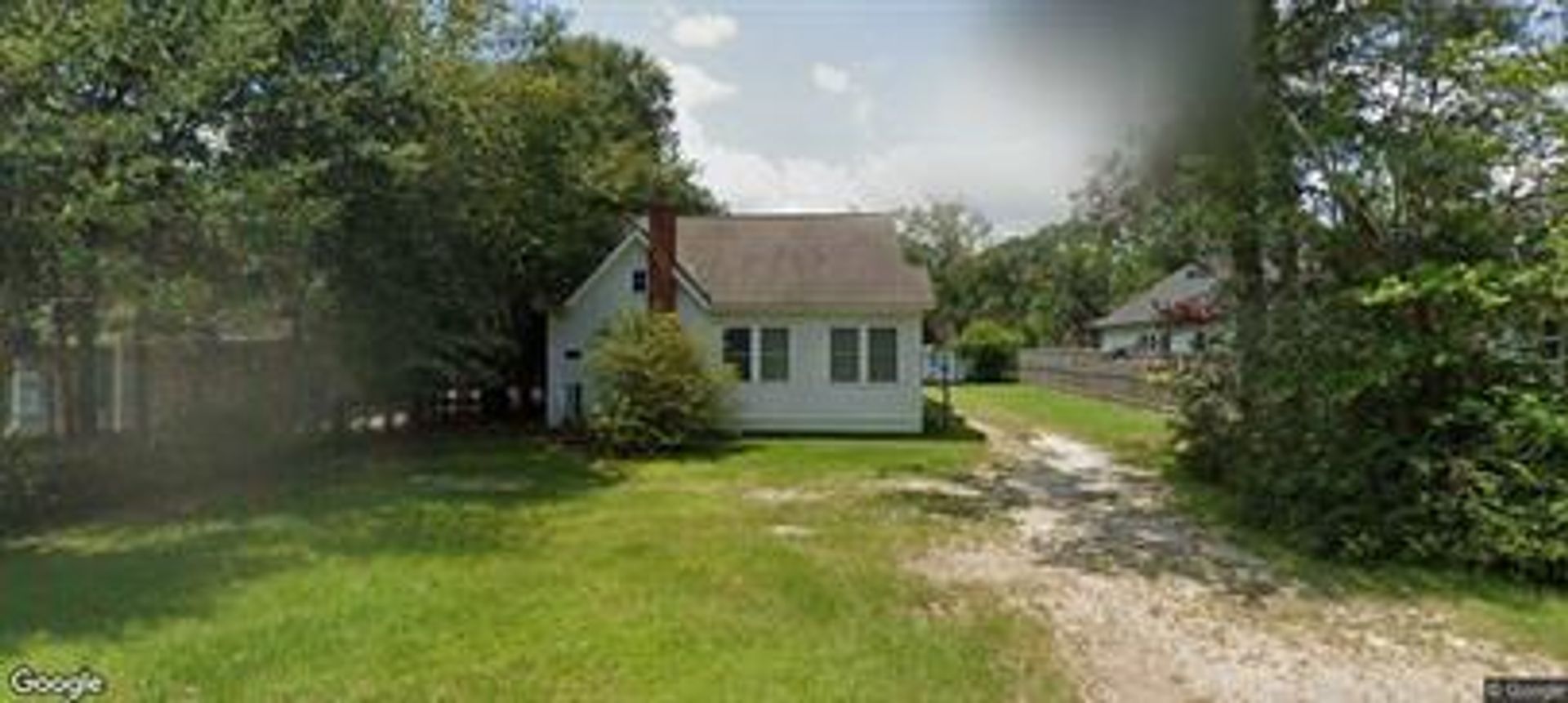 Hammond House: 809 E Thomas Street