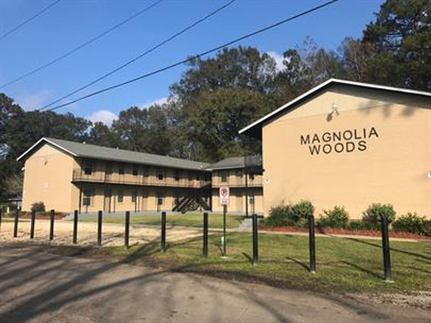 Hammond Apartment: 312 N. Chestnut St.