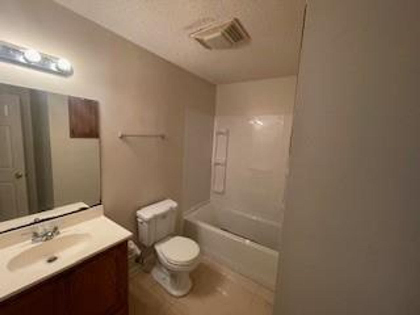 Ponchatoula Apartment: 41459 S. Range Rd.