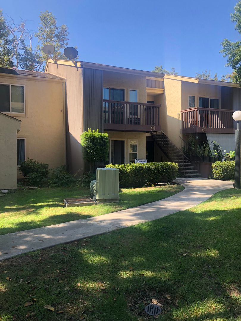 San Diego Condo: 5978 Rancho Mission Rd.