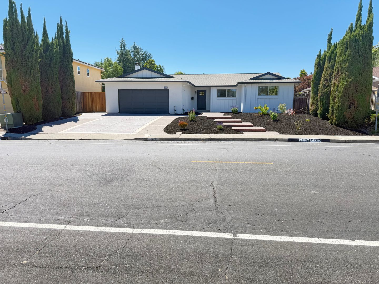 San Ramon House: 9887 Broadmoor Dr (LO)