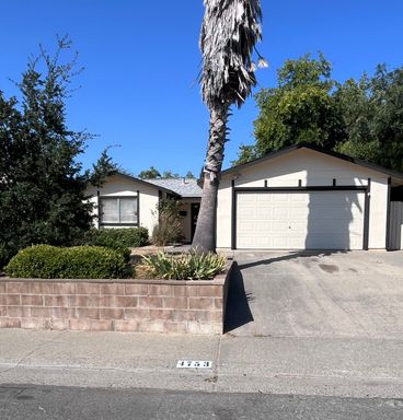 NICE 3-BEDROOM HOME IN SACRAMENTO! – photo 1