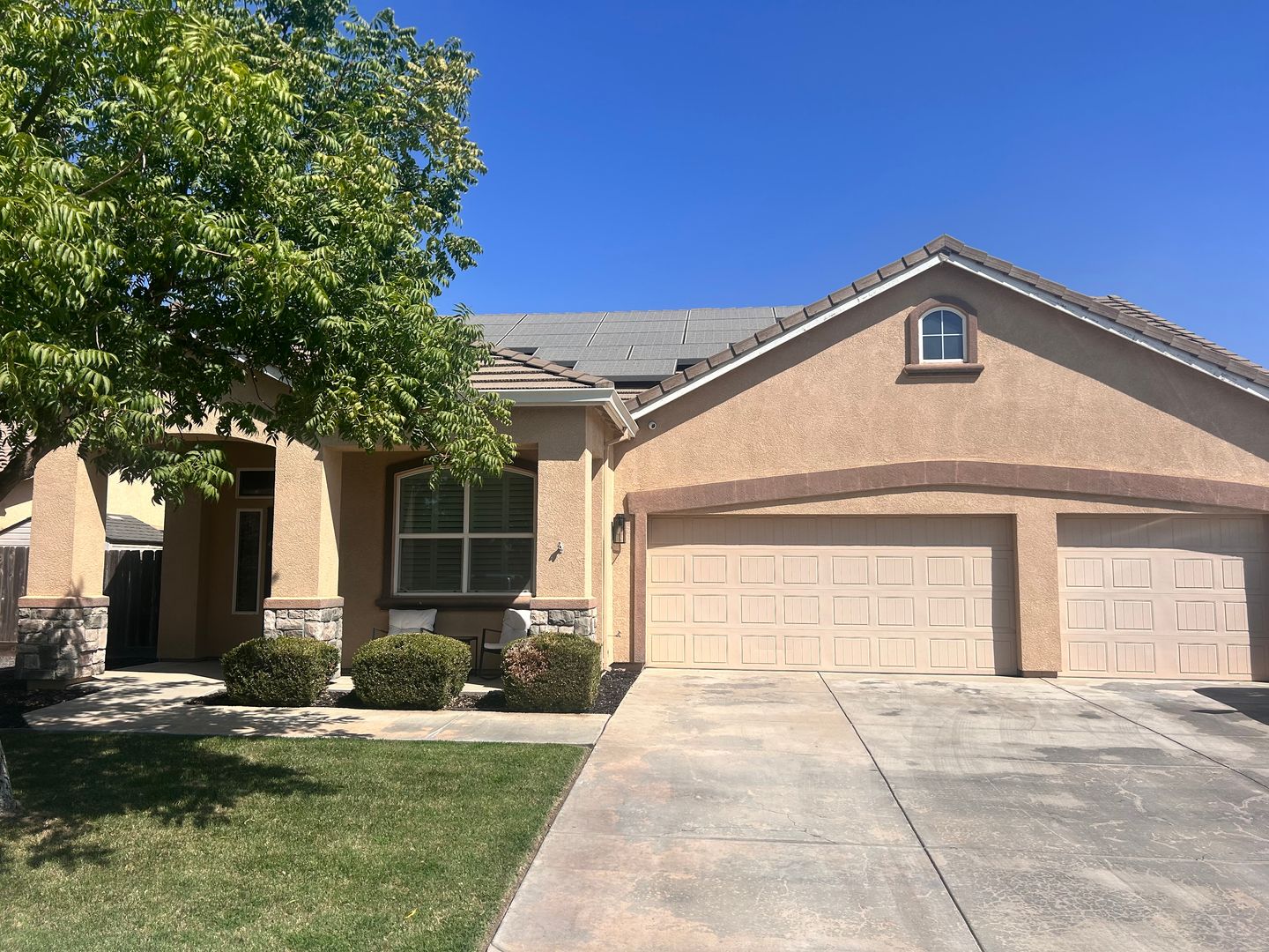 Hughson House: 6525 Little Ave.