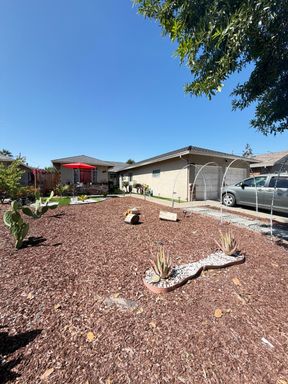 544 E McKinley – photo 1