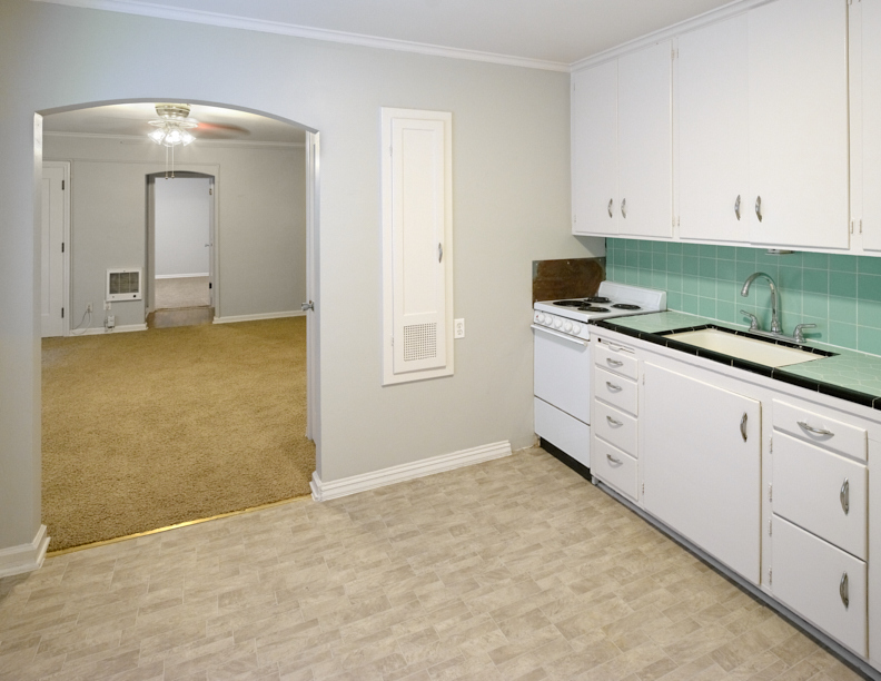 Everett Apartment: 1520 25th Street