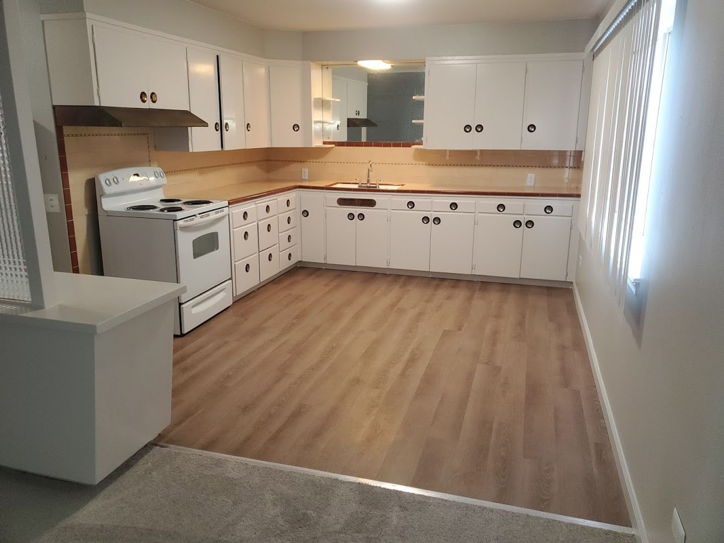 Everett Apartment: 1520 25th Street