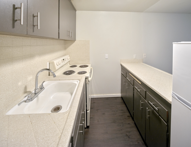 Seattle Apartment: 3430 Rainier Ave S