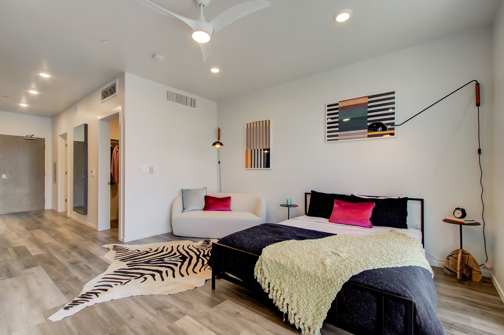 Sacramento Apartment: 1026 17th St