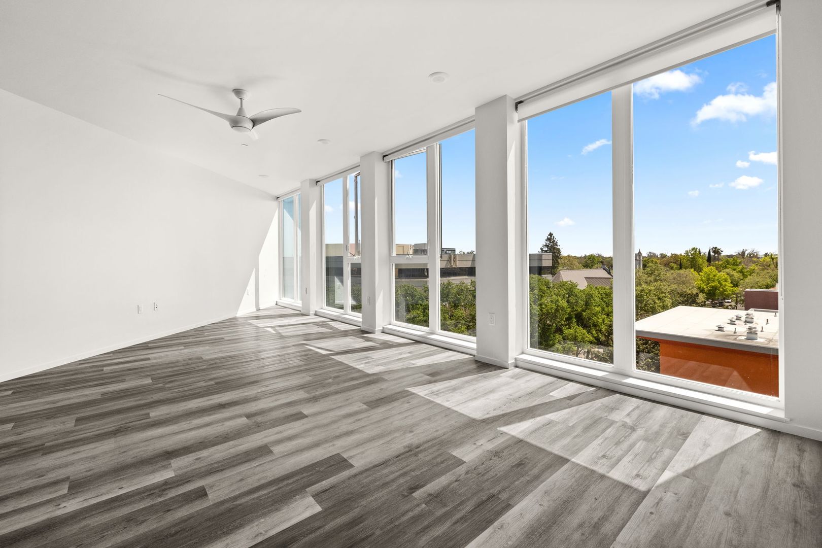 Sacramento Apartment: 1026 17th St