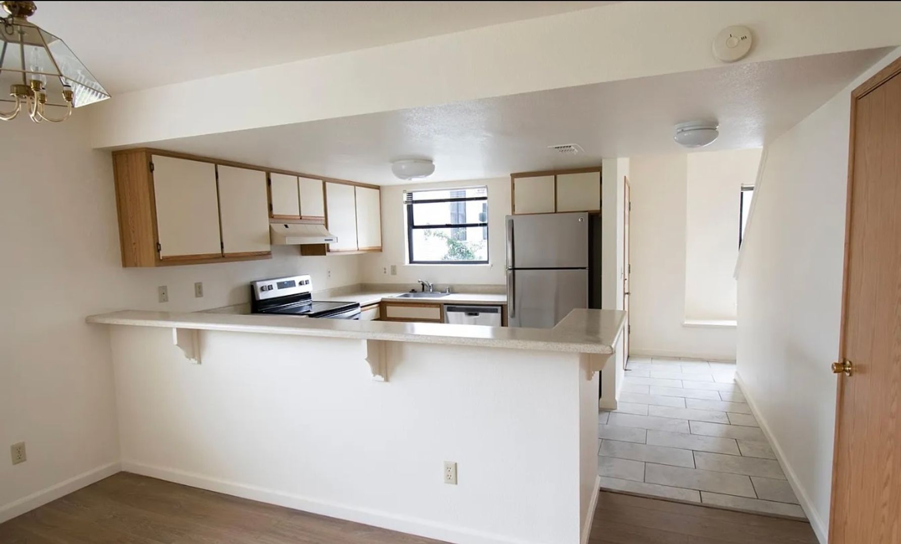 Sacramento Apartment: 2207 N Street