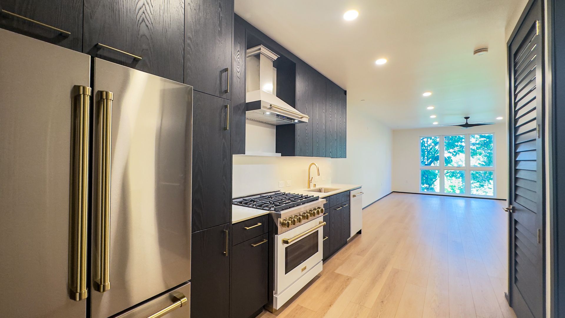 Sacramento Apartment: 1330 N st