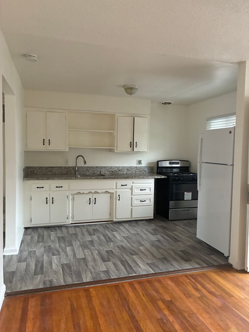 West Sacramento Apartment: 412-418 3rd St