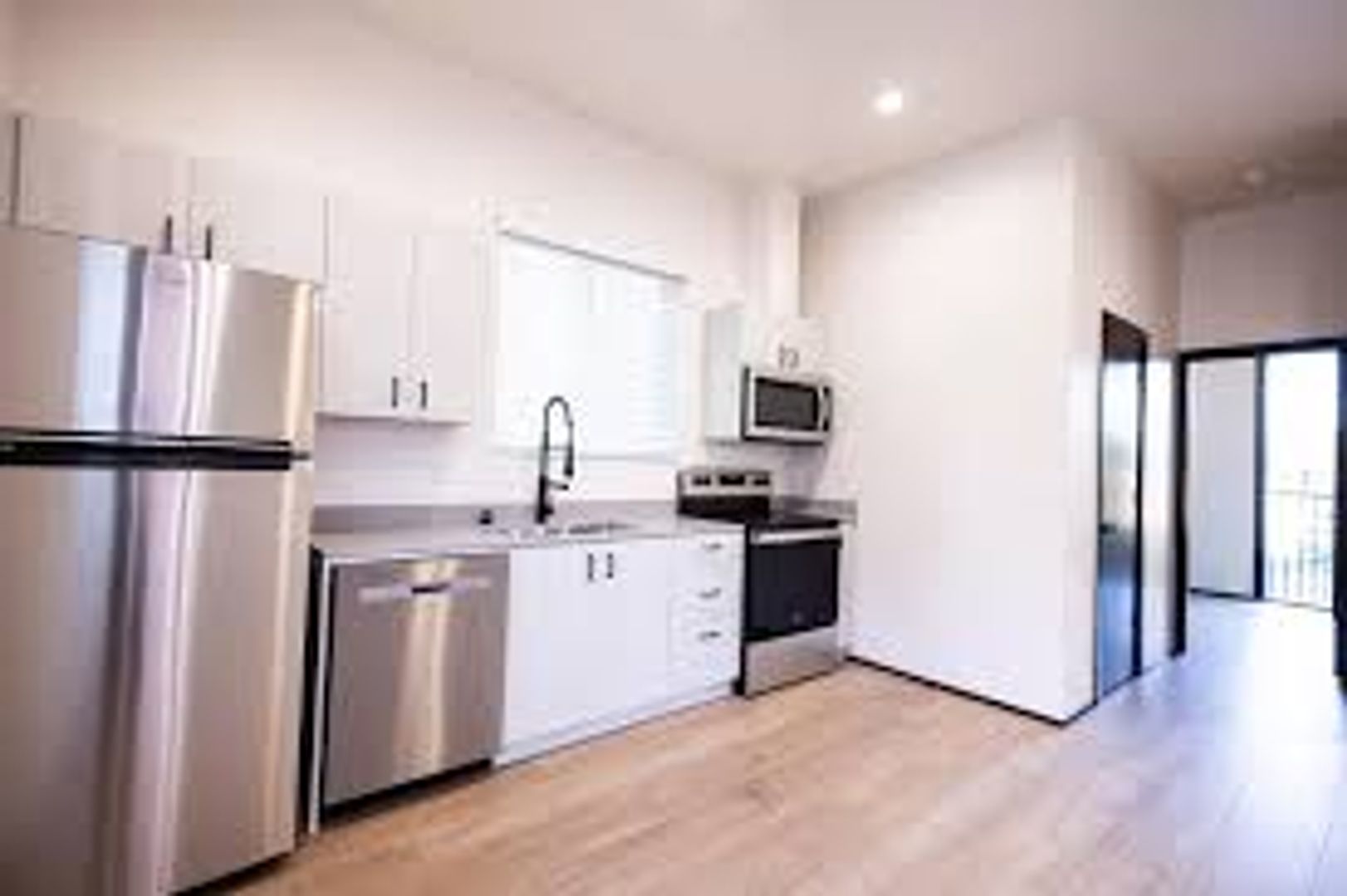 Elk Grove Apartment: 9686 Railroad St