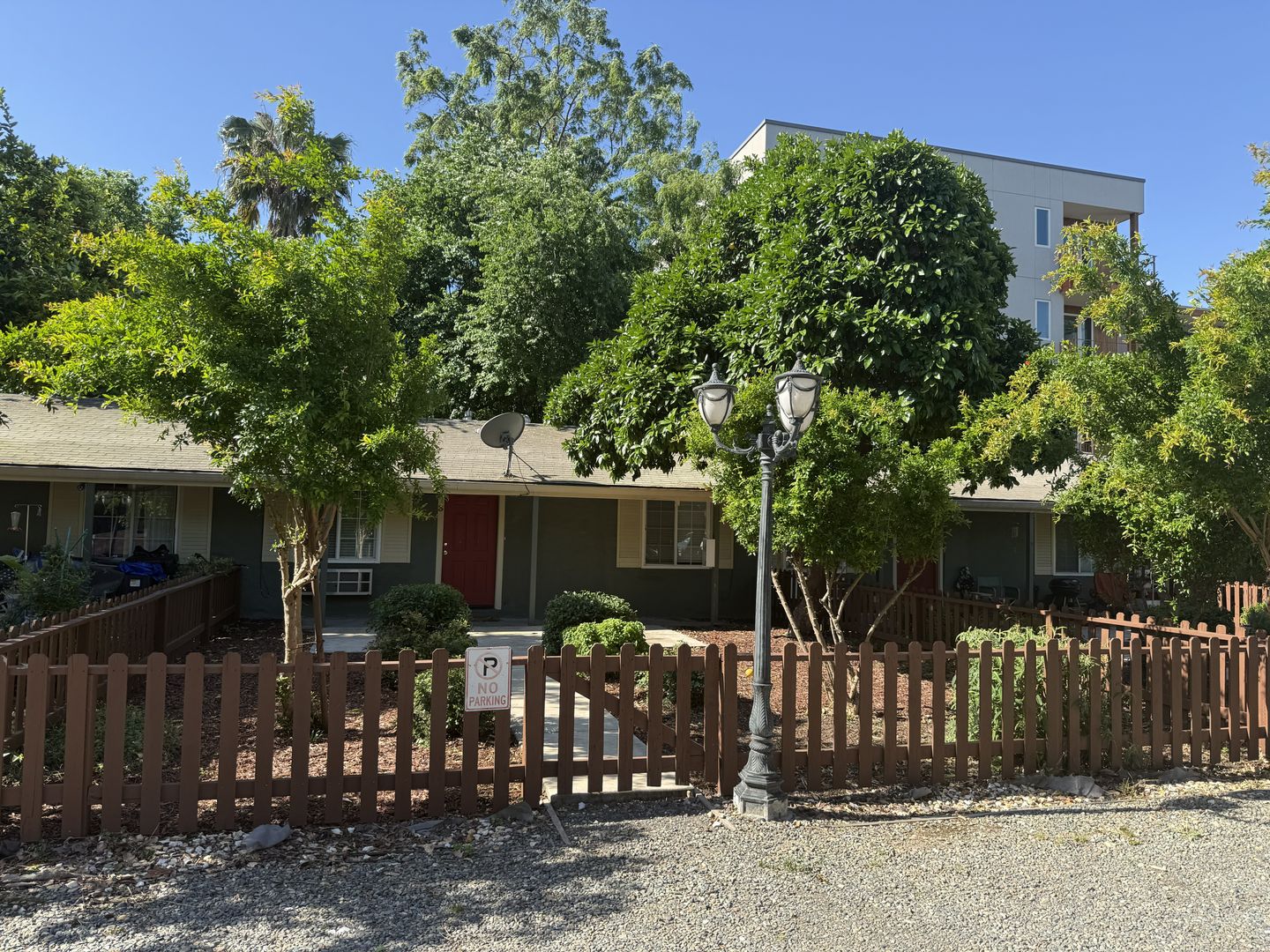 West Sacramento Apartment: 614 3rd. Street