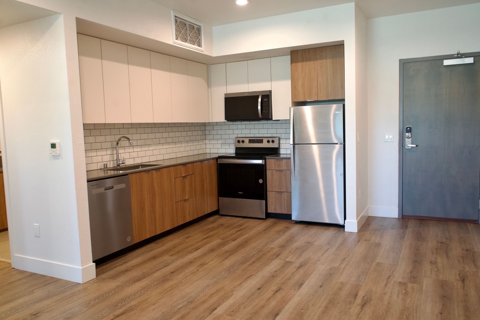 West Sacramento Apartment: 301 D St