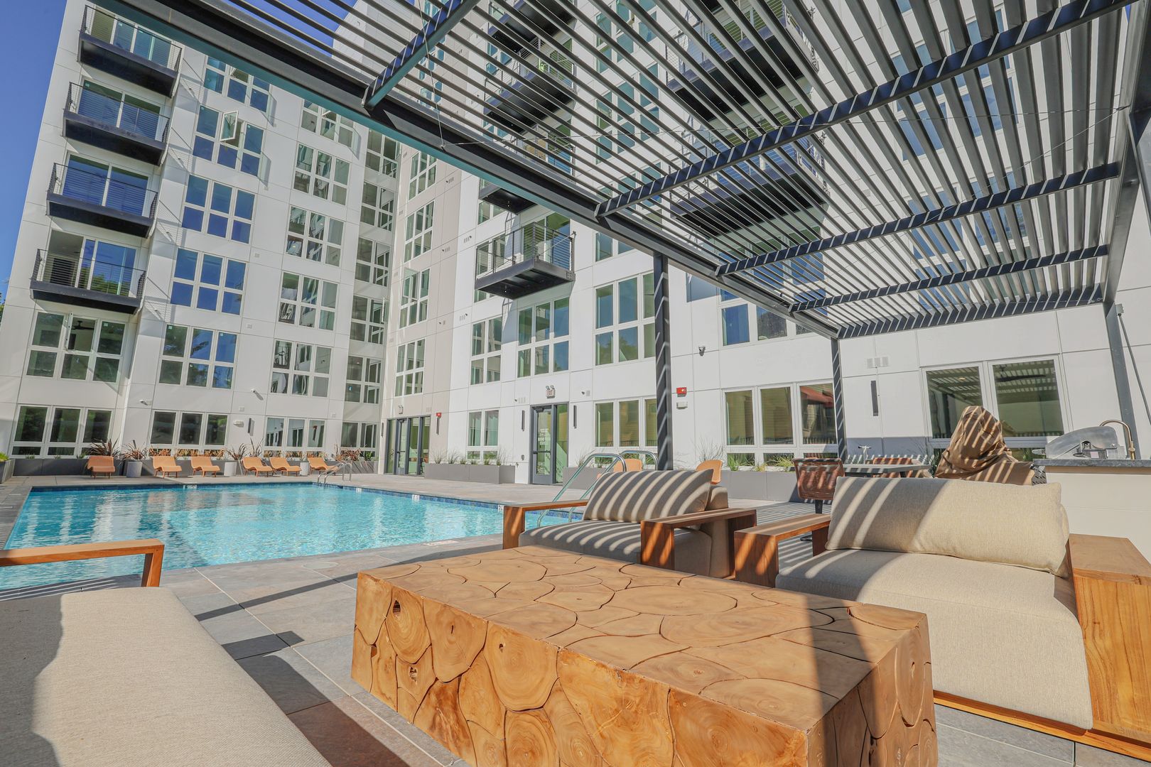 Sacramento Apartment: 1330 N st