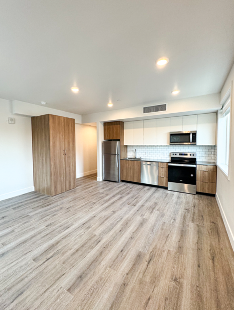 West Sacramento Apartment: 301 D St