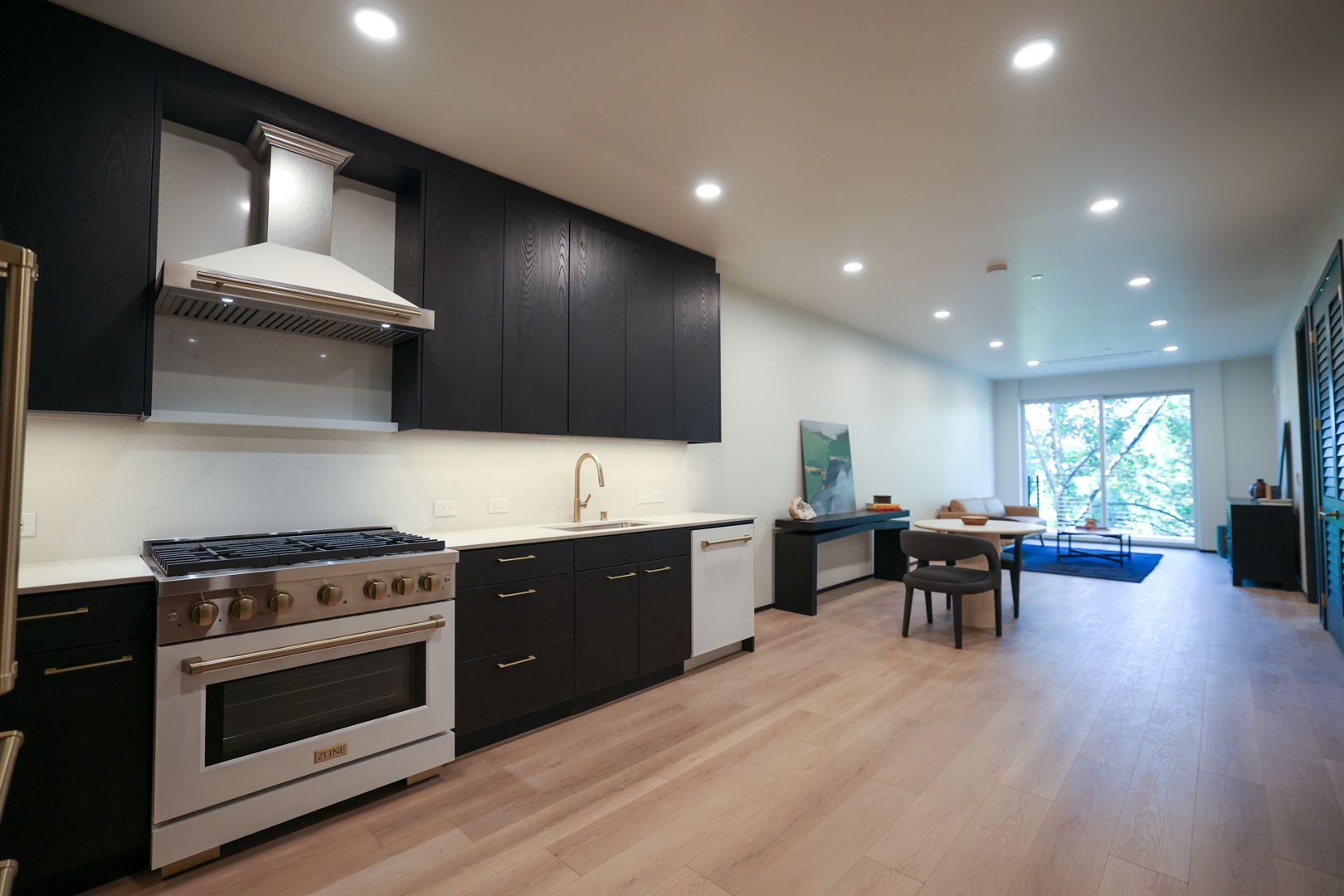 Sacramento Apartment: 1330 N st