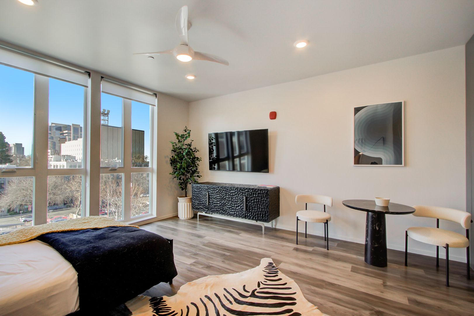 Sacramento Apartment: 1026 17th St