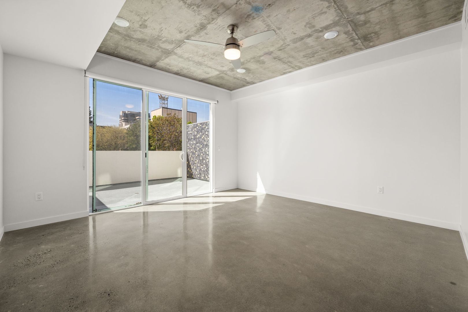 Sacramento Apartment: 1026 17th St