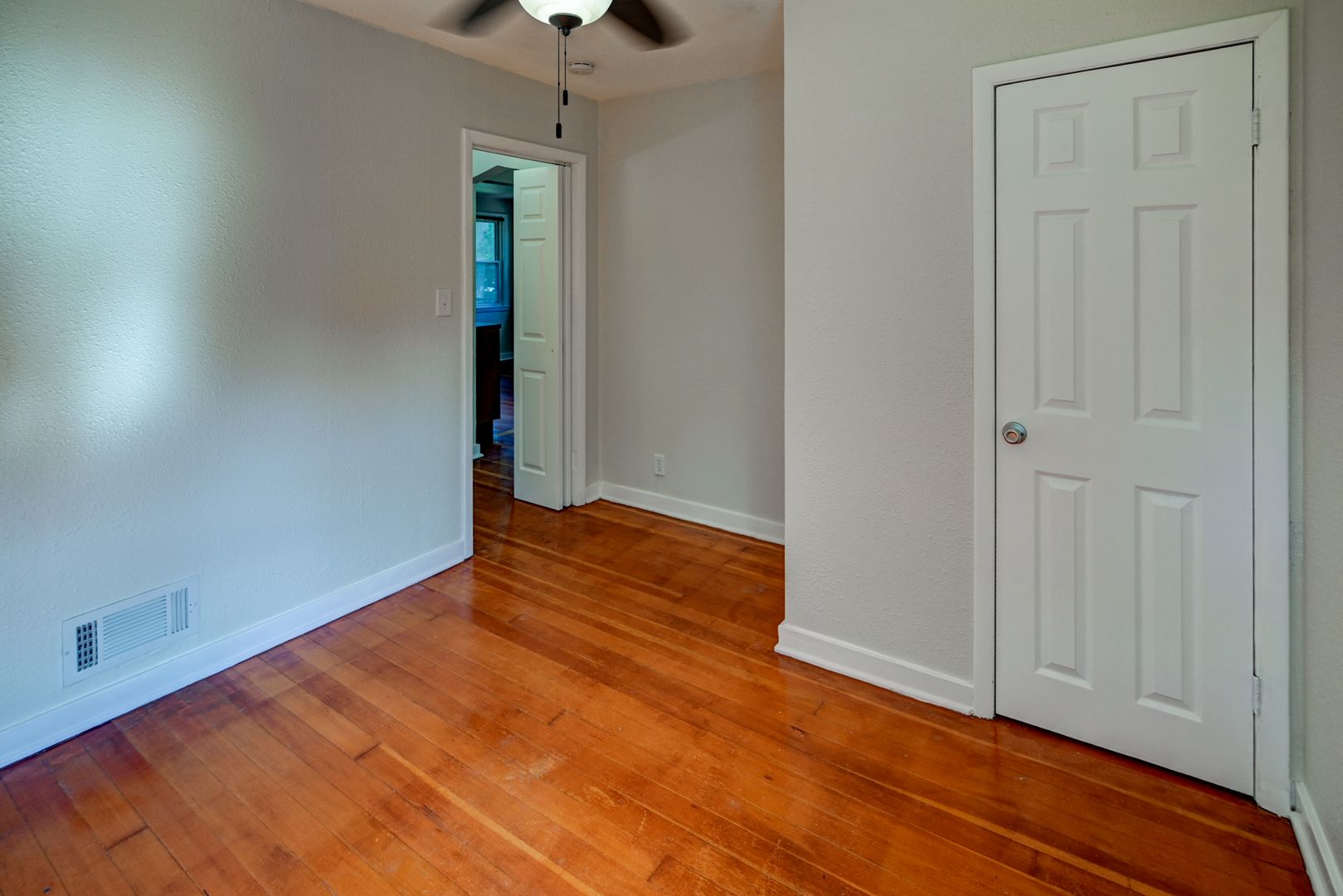 1404 Wyldhaven Ave 10 of 12