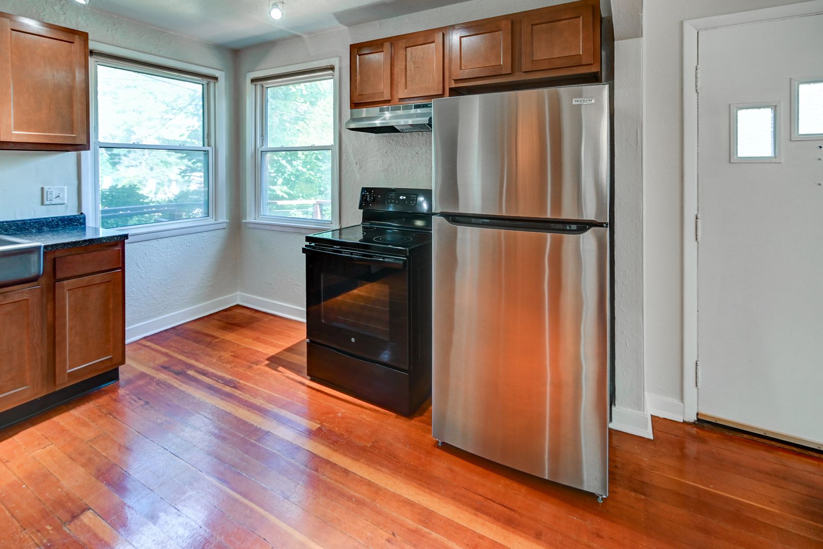 1404 Wyldhaven Ave 2 of 12