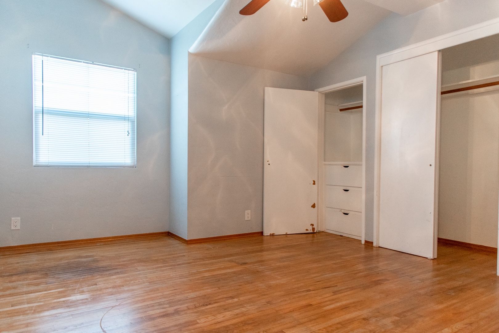 Visalia House: 2320 S Locust St.