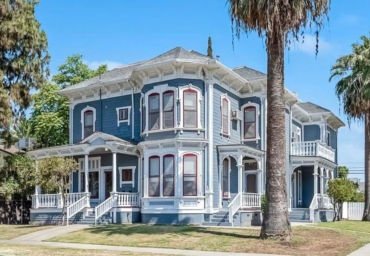 Hanford House: 502 Harris