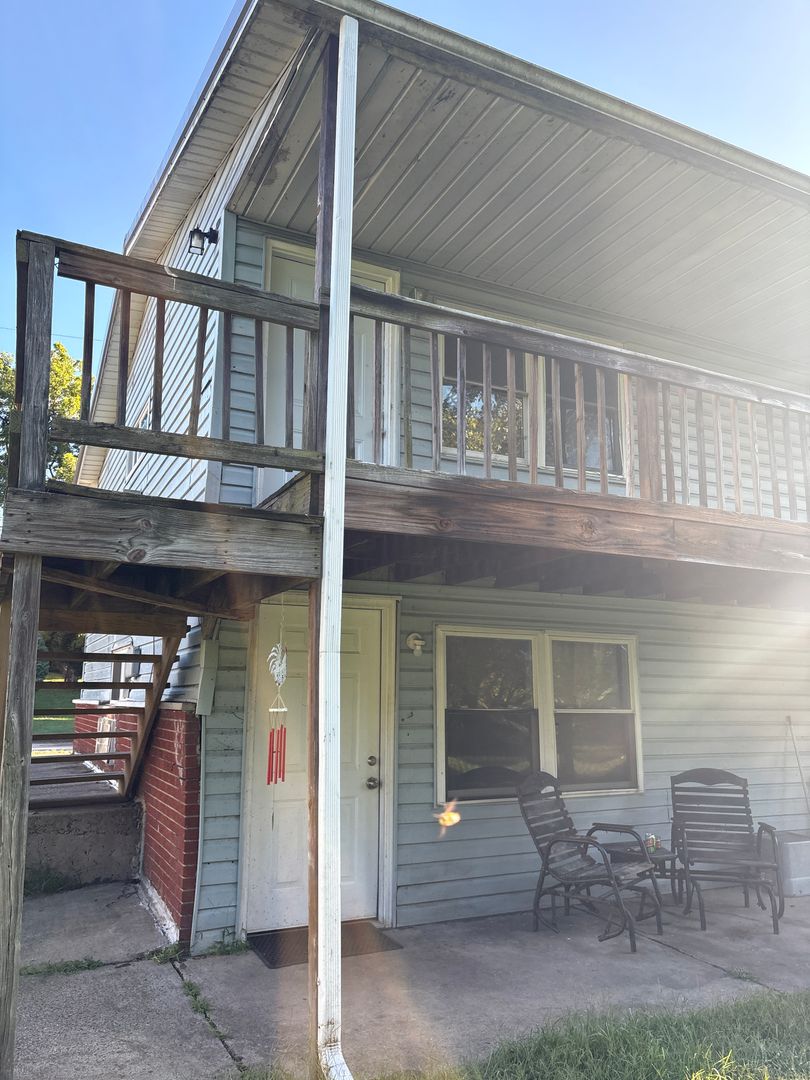 Parkersburg Apartment: 2510 39th St