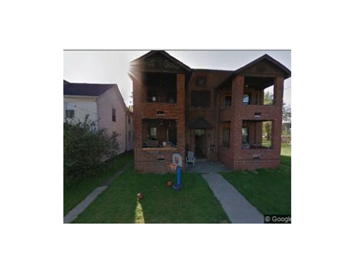 Parkersburg Apartment: 1014 Swann St