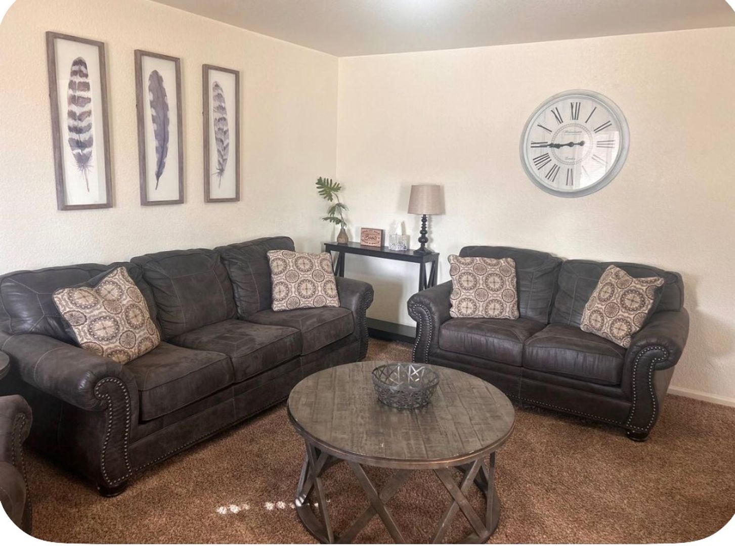 Cheyenne Apartment: 743 W 2nd St