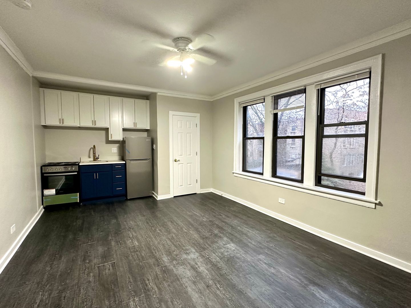 chicago Apartment: 6540 N Glenwood