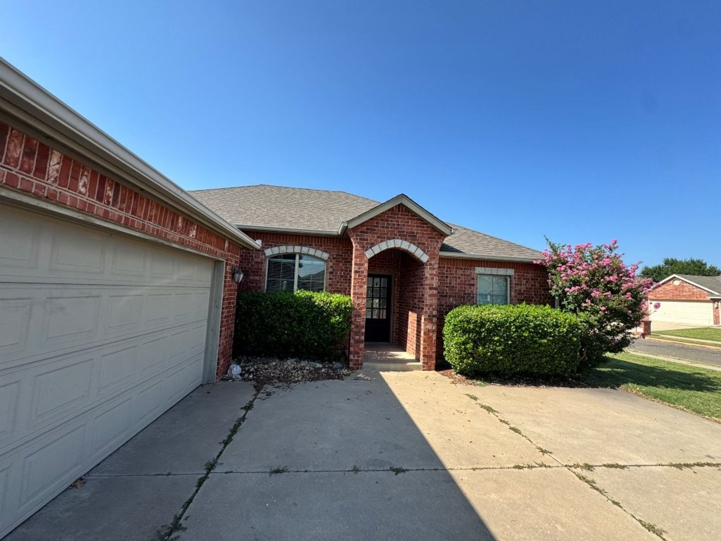Edmond House: 315 Butterfield Trail