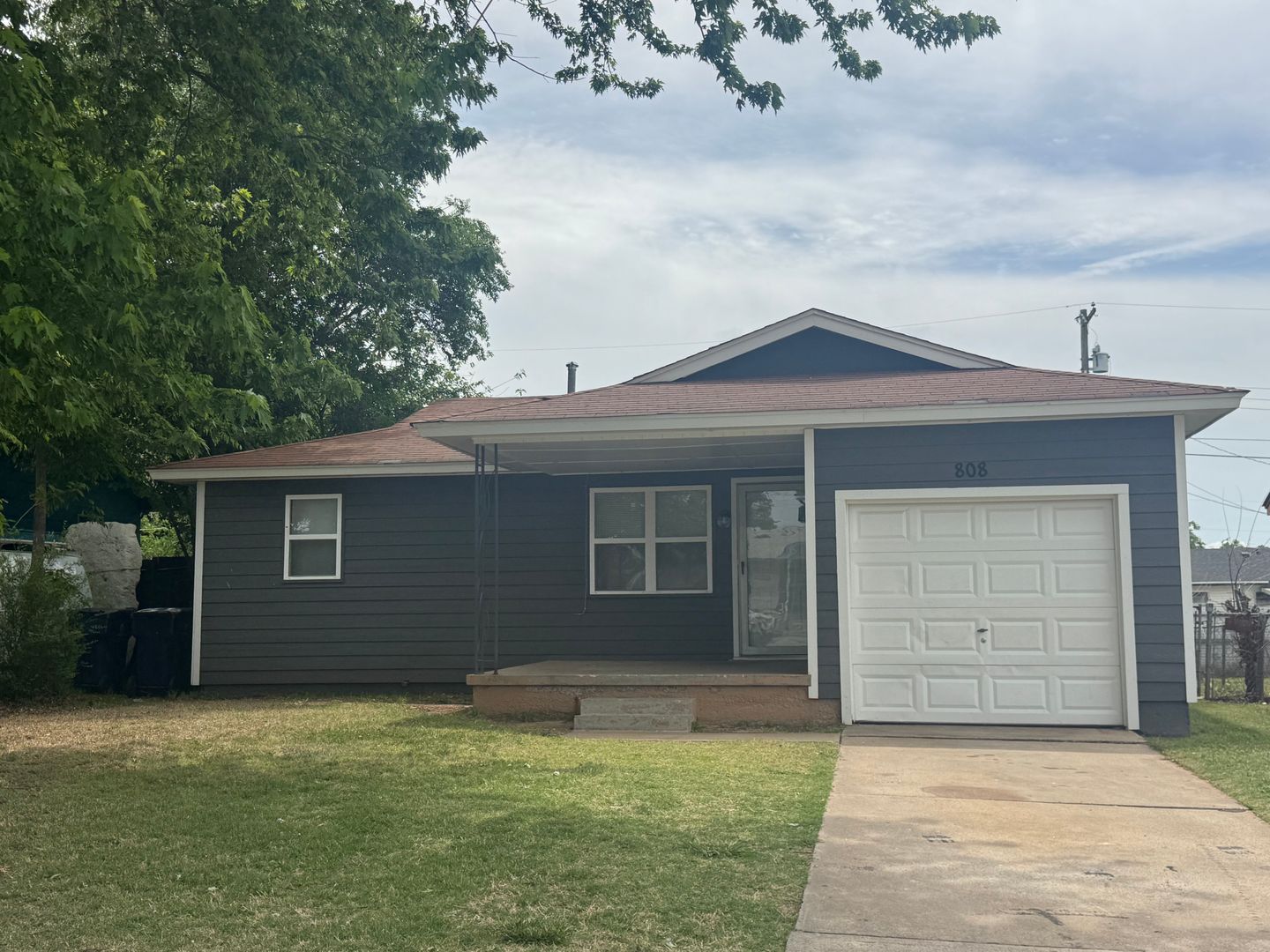 Oklahoma City House: 808 SE. 61st