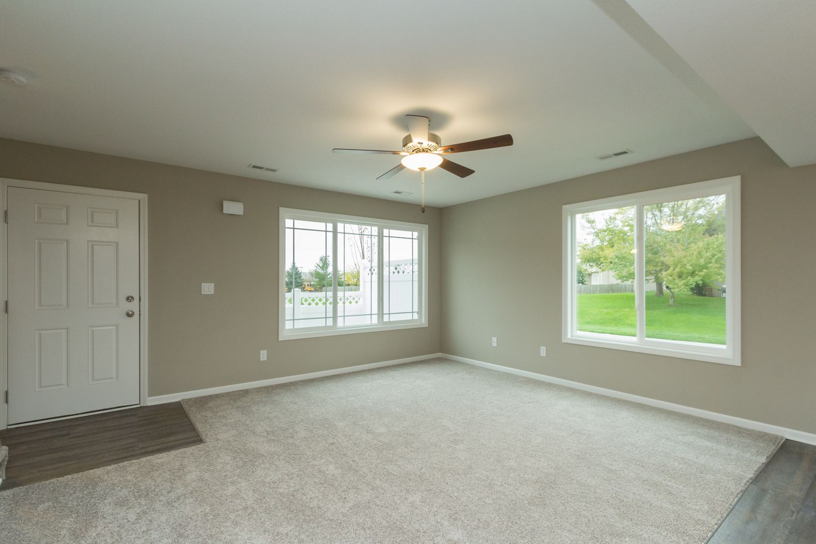 West Des Moines Apartment: 150 S. 26th St.