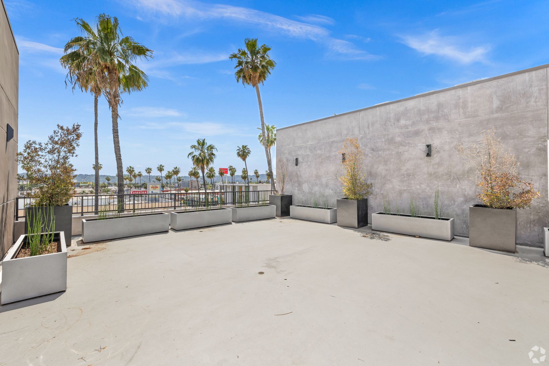 Roof deck at The Palms at Kittridge