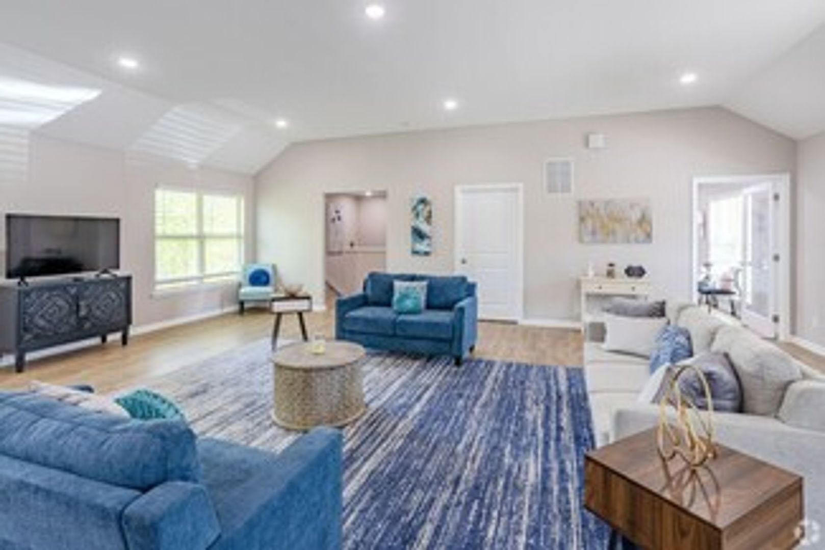 New Albany Apartment: 4737 Grant Line Rd