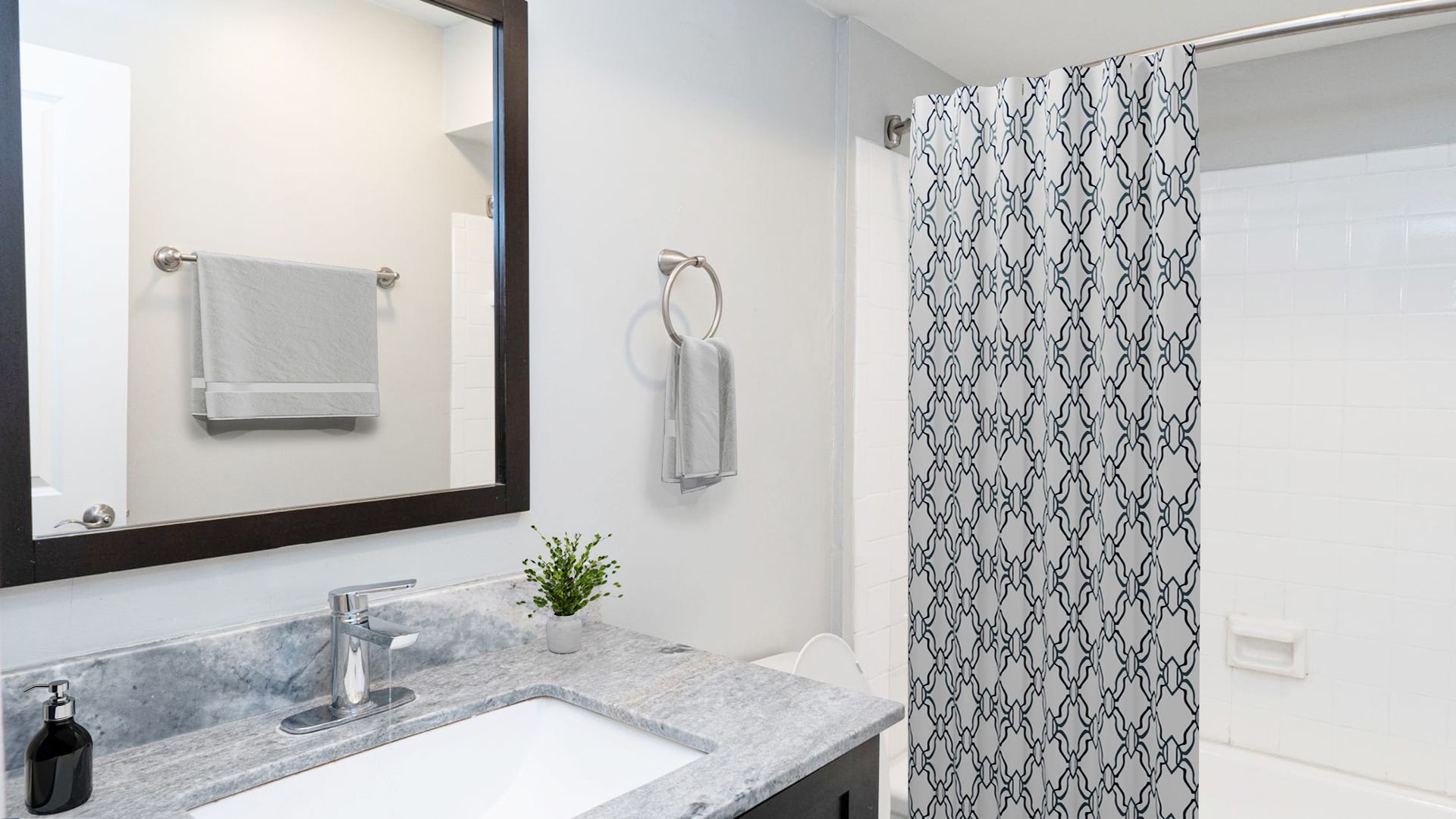 Indianapolis Apartment: 6800 Brendan Way W. Drive