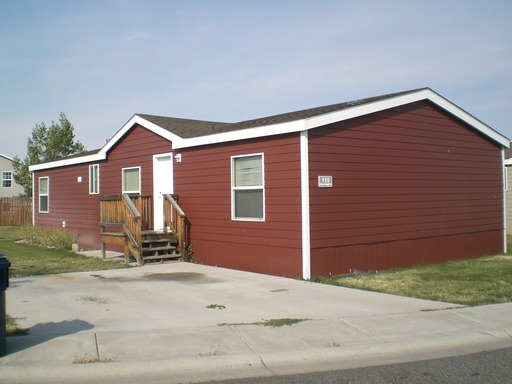 Centrally Located 3 BD 2 BA Modular Home – photo 1