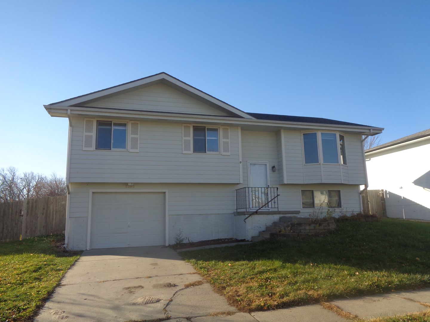 Lincoln House: 5305 W. Madison