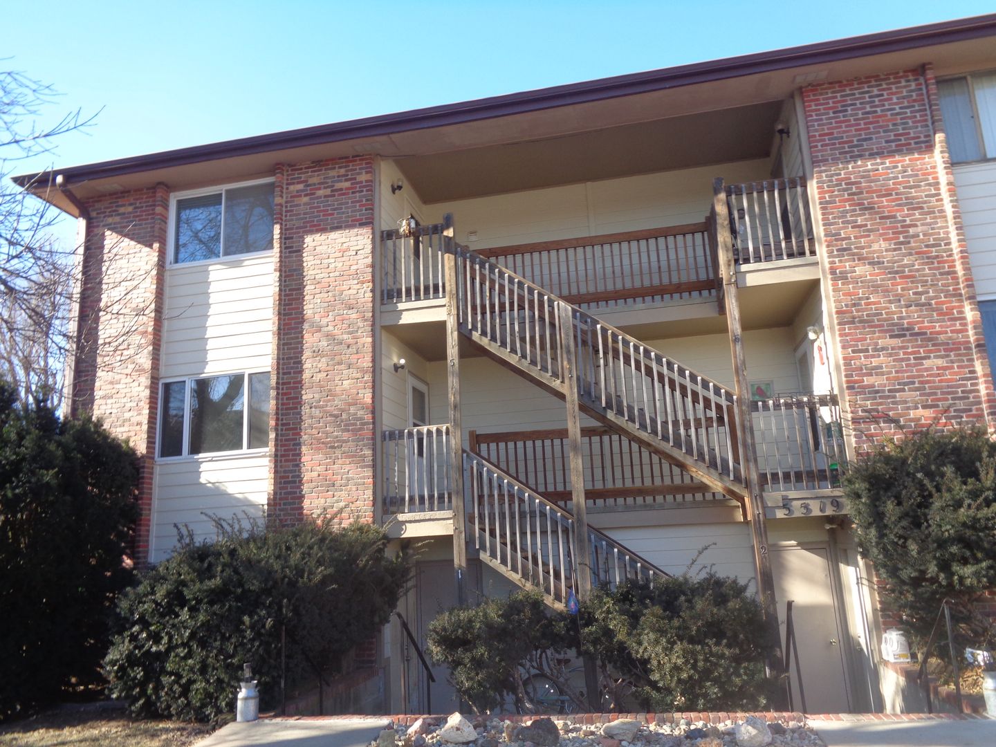 Lincoln Condo: 5519 S. 31 Unit #5