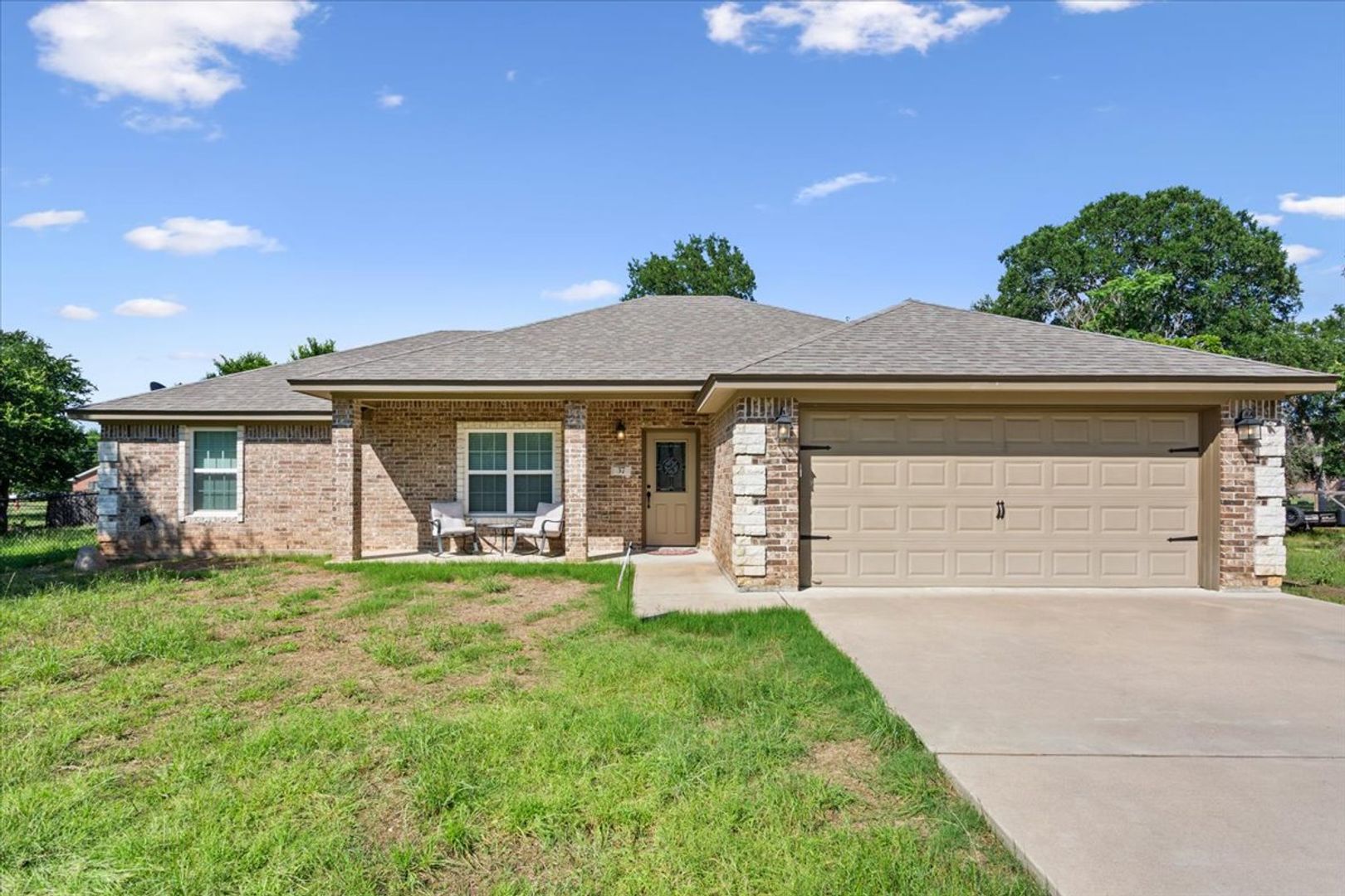 Belton House: 37 Buckskin Loop