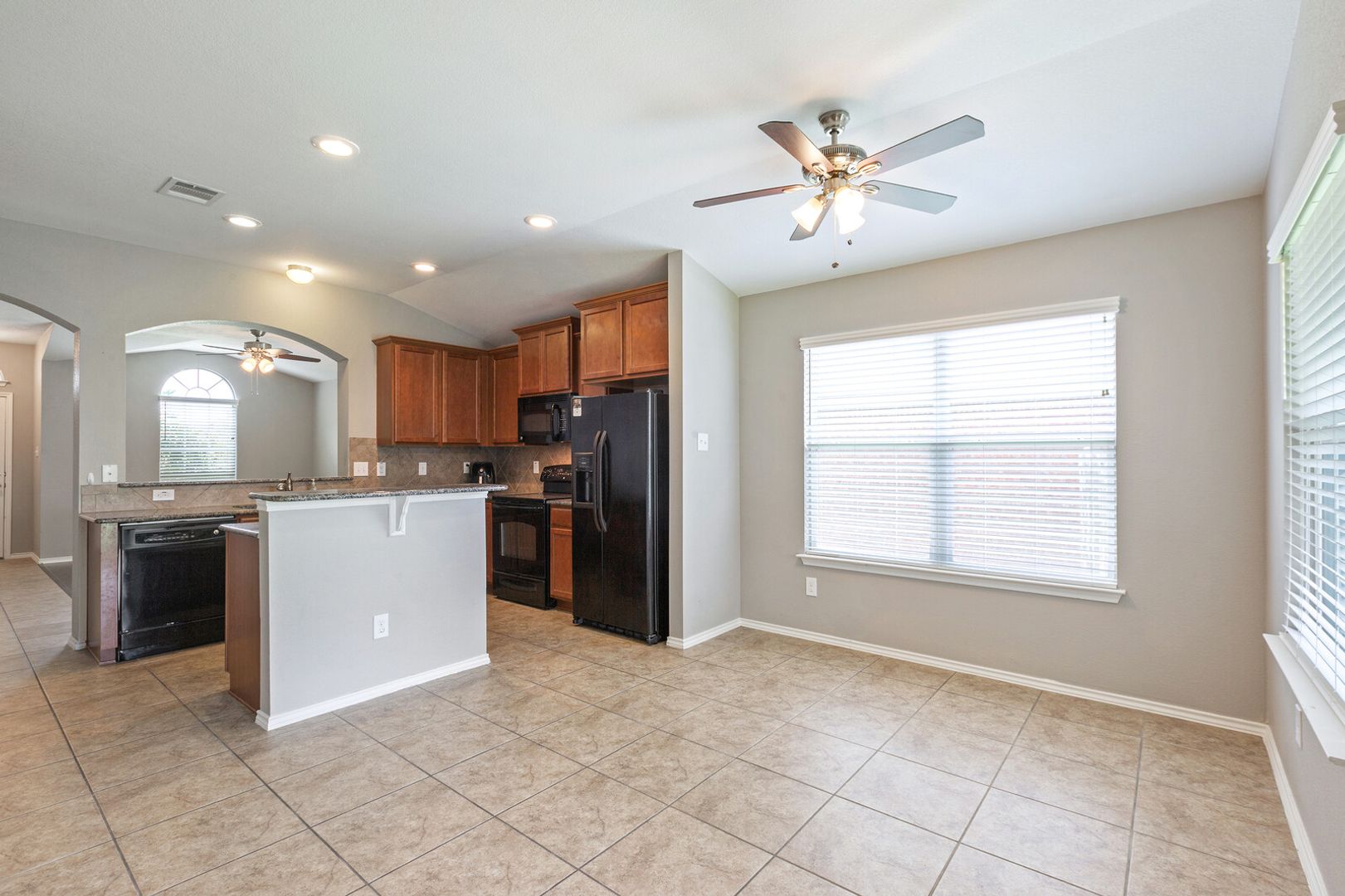 Sendero Lane 8 of 12