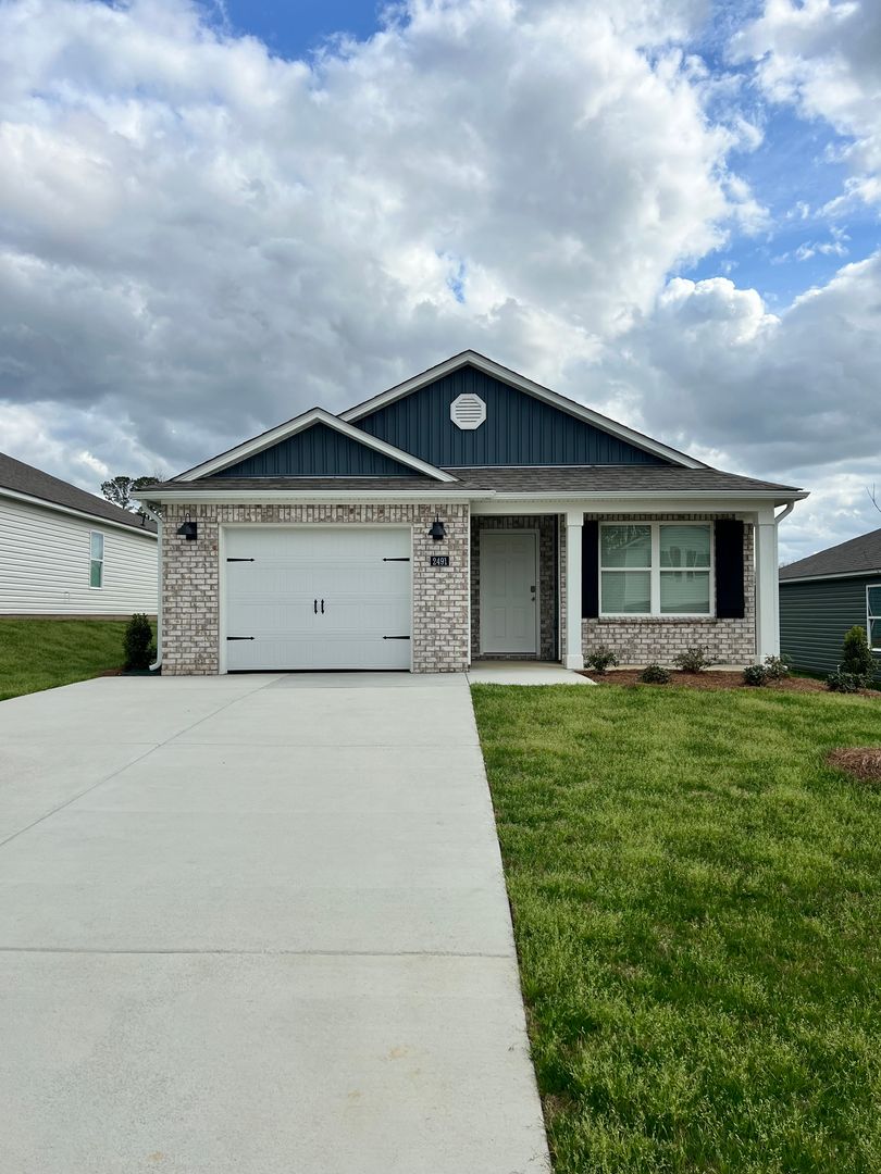 Tuscaloosa House: 2491 Sky Drive