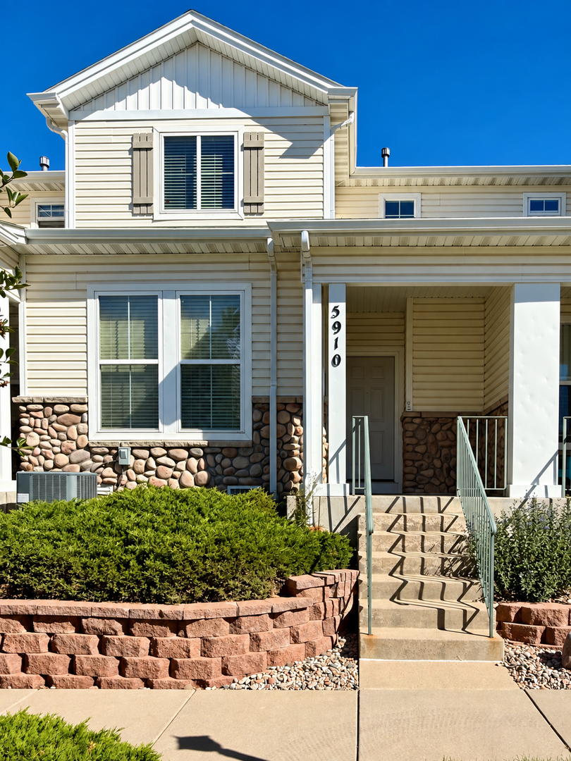 Colorado Springs Townhome: 5910 Chorus Heights