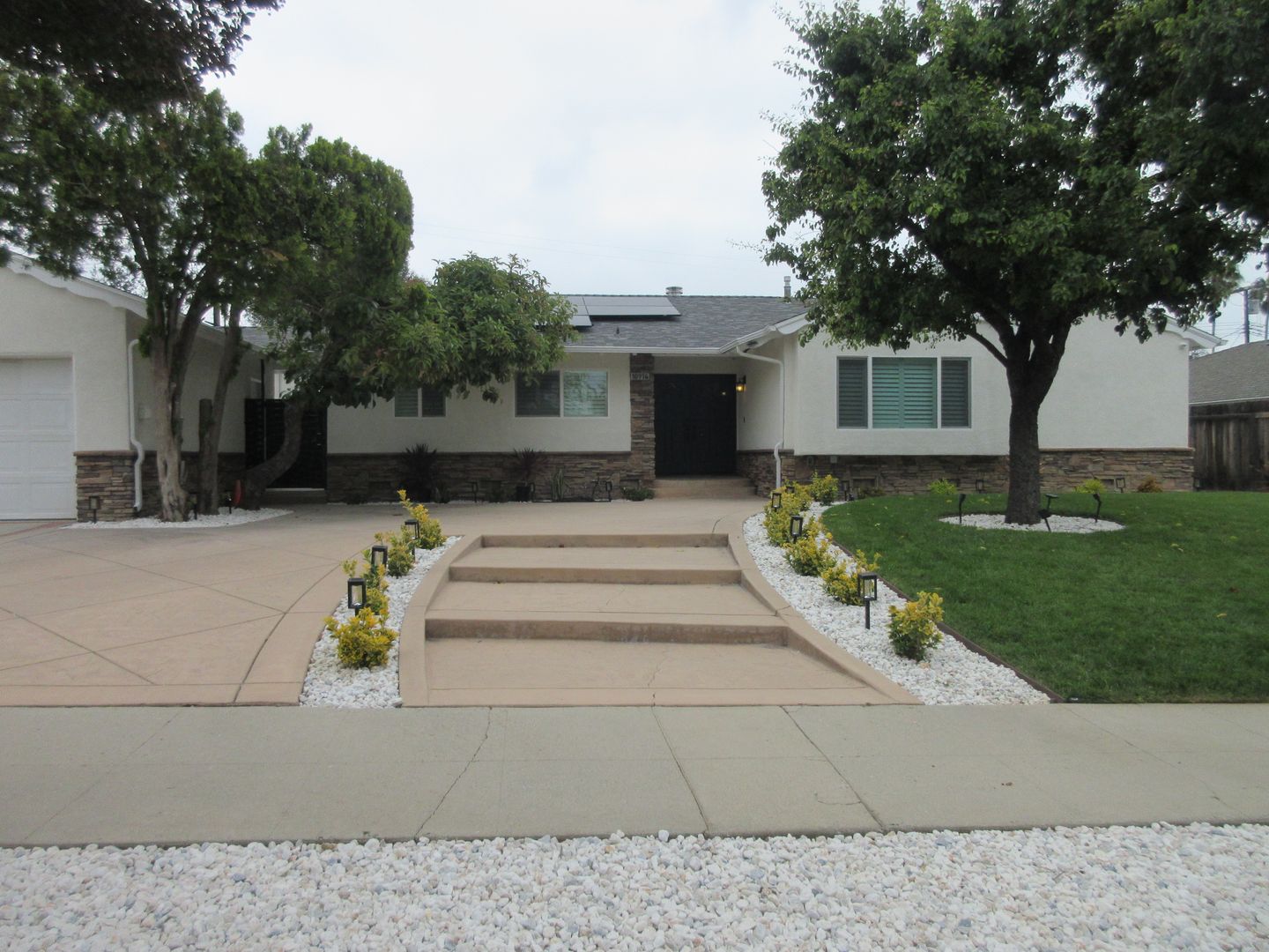 Porter Ranch House: 10914 Canby Avenue