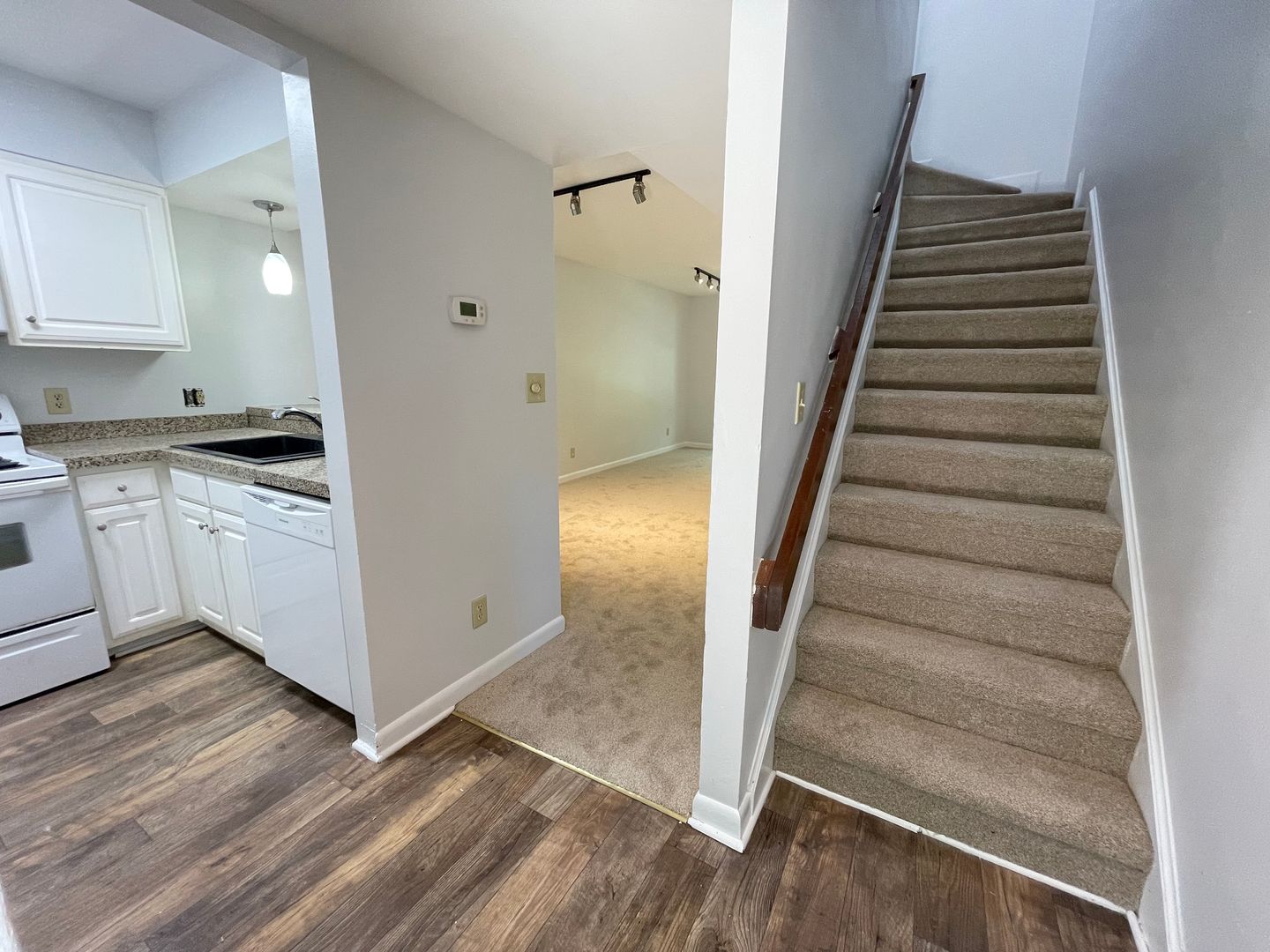 Chapel Hill Condo: 211 Church Street Unit A10