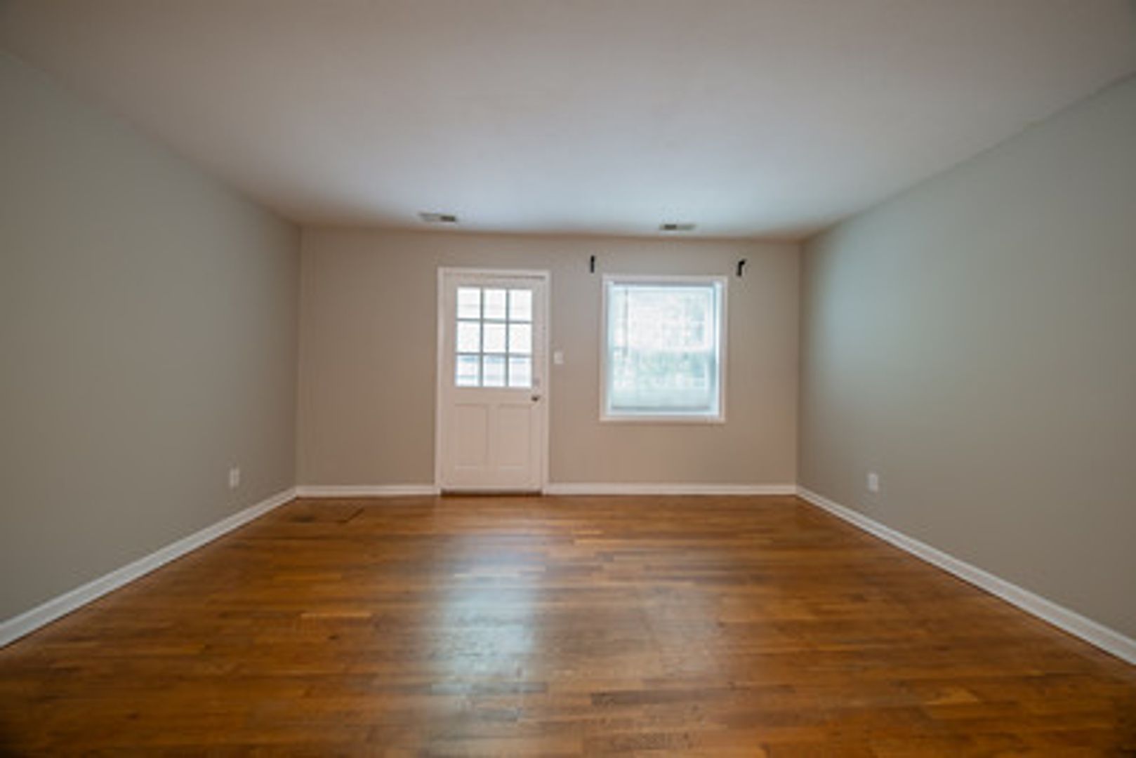 400 Davie Rd. #63 8 of 12