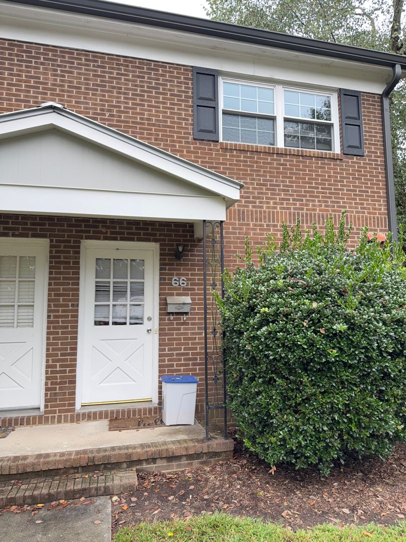 Carrboro Condo: 400 Davie Road