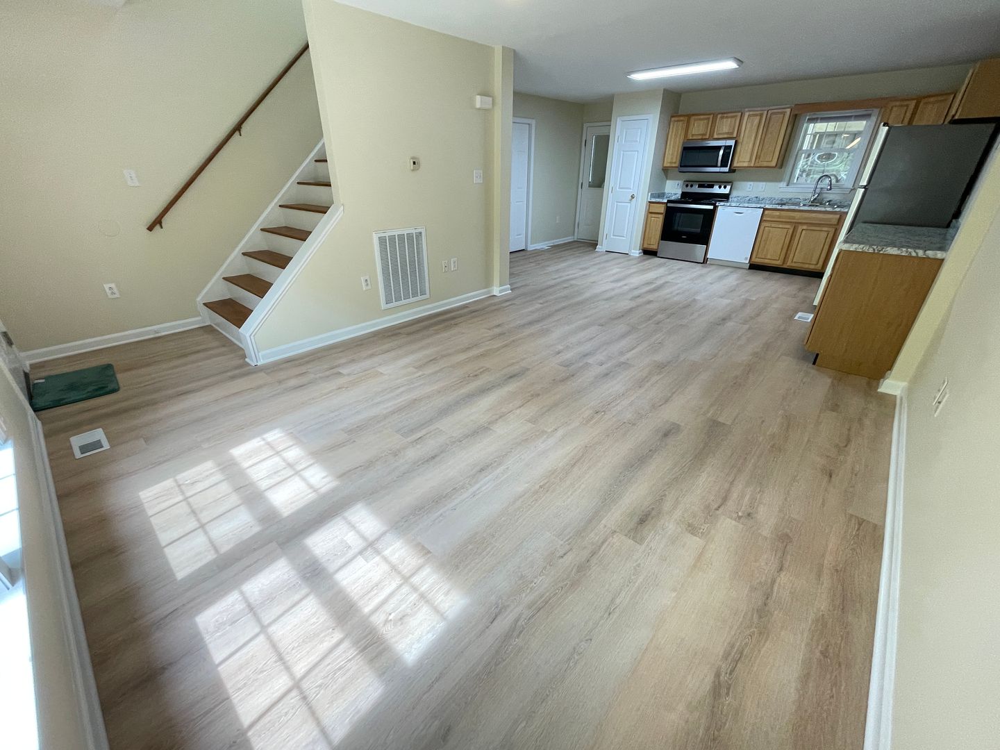 Carrboro House: 907-B N. Greensboro St